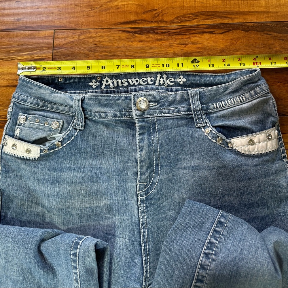 Answer Me Rhinestone Bootcut Jeans Size 32 - Picture 7 of 7